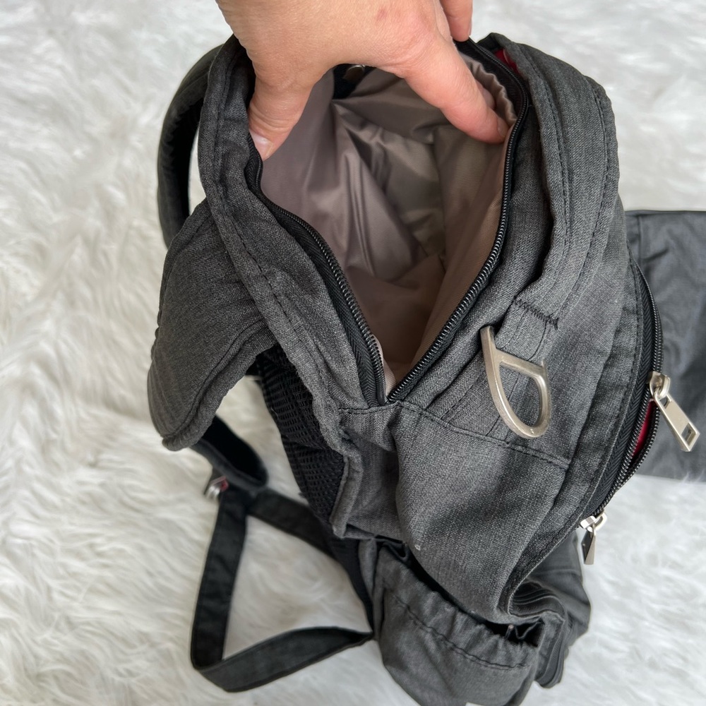 Jujube Be Right Back Diaper bag in Chrome - No Longer Sold - Picture 9 of 14